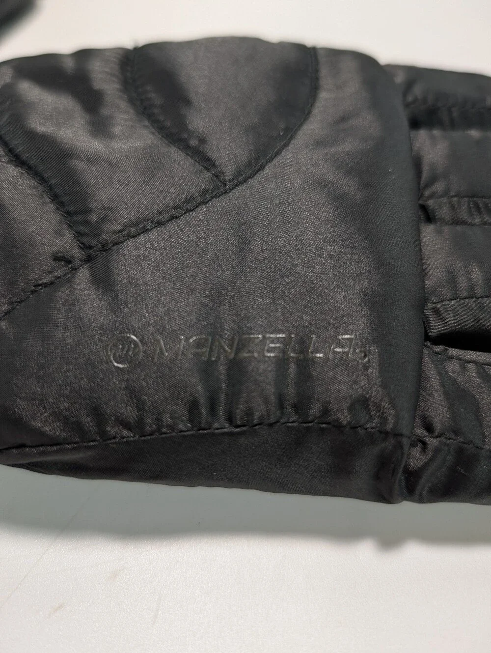 Manzella Marlow Waterproof Glove with TouchTip - Black